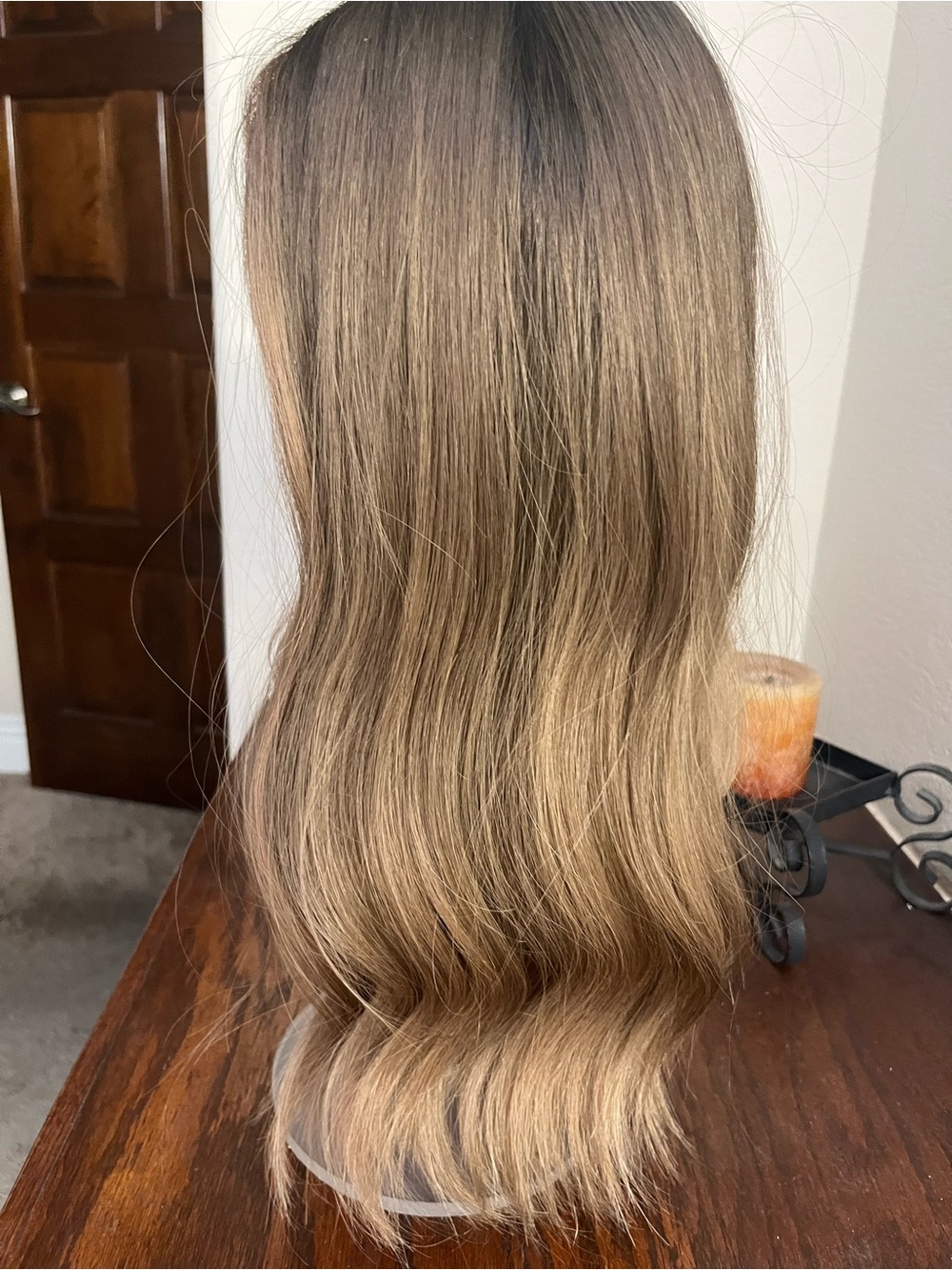 Lusta 20” 9x9 cap silk topper in Glazed Truffle
